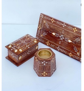 Brûleur Madkhan classique tendance décor à la maison porte-encens Bakhoor maison Religion brûleur d'encens en bois boîte à souvenirs fabriquée en Inde - Product Image 5