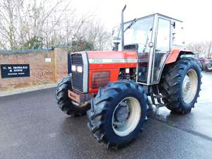 แมสซีย์เฟอร์กูสัน390รถแทรคเตอร์4WD มือสอง76HP ล้อ4WD เครื่องยนต์ดีเซลที่มีกำลังไฟ76HP ส่วนประกอบหลัก - Product Image 6