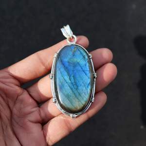 Colgante clásico de Plata de Ley 925, dijes finos con piedras preciosas de labradorita para fiestas y regalos - Product Image 1