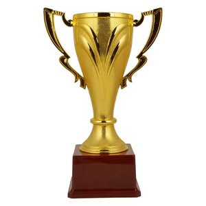 Vainqueur trophée de coupe en fibre rouge ou bleue pour les matchs de cricket Meilleur batteur Fonctions de l'événement Tournoi et jeux scolaires Taille 11.5 "pouces - Product Image 3
