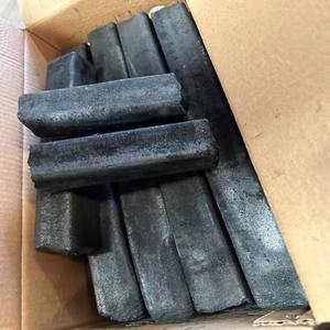 100% briquettes de charbon de bambou naturel charbon de bois BBQ à haute valeur calorifique avec faible teneur en cendres modèles carrés de bâton disponibles - Product Image 4