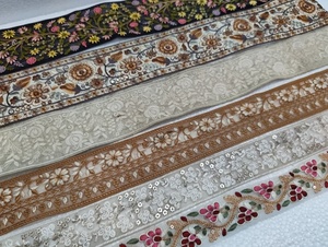 ผ้าลูกไม้ปักลายหรูหราสำหรับชุดเดรส งานแต่งงาน และการออกแบบแฟชั่น ผ้าลูกไม้ปักคุณภาพสูง รับออกแบบลวดลายและสีตามสั่ง - Product Image 4