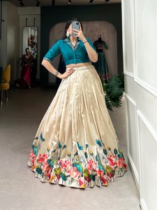 Lehenga choli ผ้าไหมทัสซาร์พร้อมงานพิมพ์ลายดอกไม้สีสวย - Product Image 2