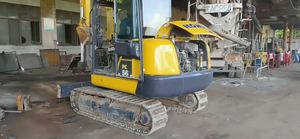 Mini-pelle Komatsu PC56 de 6 tonnes avec moteur Kawasaki et boîte de vitesses-Équipement de construction multifonction - Product Image 5