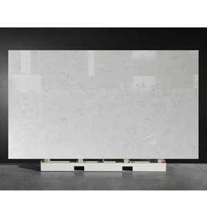 NV610 Ingeniería Hotelera, Encimera de Cocina de Piedra de Cuarzo Artificial Gris Carrara Fabricada para Hoteles - Product Image 1