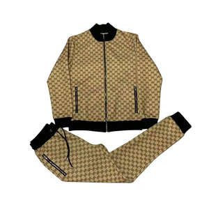 Ensemble de sweat-shirts de qualité supérieure pour hommes, sweat-shirt personnalisé avec impression en relief, pantalon de jogging évasé et survêtement unisexe - Product Image 1