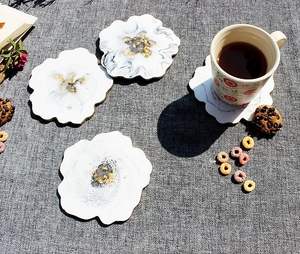 Posavasos Artesanal de Resina de Alta Calidad, Estilo Bohemio, Ecológico, Diseñado para Proteger los Muebles del Calor, la Humedad y las Derrames de Bebidas - Product Image 3