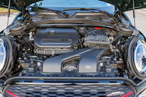 Mini Cooper Clubman John Cooper Works ALL4 2023, Gasolina, Bajo Kilometraje - Product Image 6