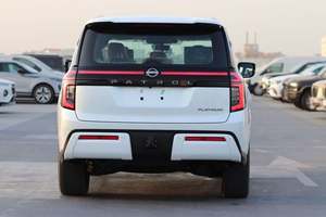 Nouveau Nissan Patrol LE Platinum 2026, moteur essence 3.5L, transmission automatique, conduite à gauche, couleur blanche, 7 places, 425 CV, SUV - Product Image 5