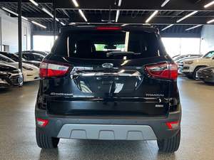 F E-s-c-o-r-t Titanium FWD Premium 2020, voiture d'occasion en excellent état - Product Image 5