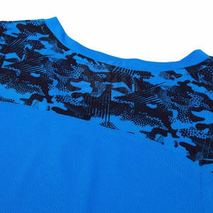 Conjuntos de Uniformes de Baloncesto Transpirables y Cómodos de Alta Calidad con Logotipo Personalizado, Tela 100% Poliéster, Tallas y Colores Personalizables - Product Image 3