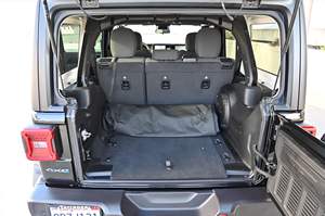 JEEP WRANGLER WILLYS 2024 USADO, Volante a la Izquierda/Derecha - Product Image 5