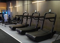Tapis de course incurvé BN à cadre en acier massif pour salle de sport commerciale et usage domestique, auto-alimenté