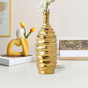 แจกันเหล็กตกแต่งงานฝีมือ H.M.A ดีไซน์ชายฝั่ง ทำด้วยมือ สีเงิน/ทอง ประดับด้วยลายเถาวัลย์สีทองอร่าม เหมาะสำหรับเทศกาลอีสเตอร์ - Product Image 6