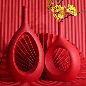 Vases de mariage en métal imploré à la main indienne de haute qualité Vases à fleurs en fonte d'aluminium pour mariage - Product Image 2