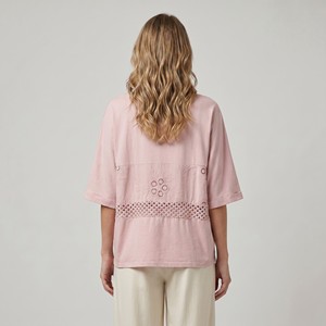 T-shirt à manches 3/4, surdimensionné, brodé, tricot ajouré, 100% coton, taille unique (tailles 36-44) - Product Image 2