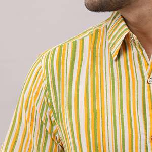 เสื้อเชิ้ตผู้ชายสีเขียวอ่อนลายทางผ้าฝ้าย 100% สวมใส่สบาย ระบายอากาศได้ดี ผลิตจากผ้าป๊อปลินและผ้าอ๊อกซ์ฟอร์ด เหมาะสำหรับฤดูใบไม้ร่วง แฟชั่น ODM - Product Image 6