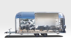 Camion de restauration mobile en acier inoxydable blanc motorisé avec compartiments isolés pour la livraison d'aliments surgelés, la restauration de rue mobile - Product Image 4
