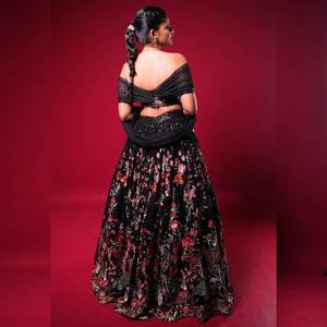 Fancy Faux Georgette Lehenga Choli con bordado de primera calidad y corte elegante diseñado para mujeres fiestas eventos y bodas - Product Image 3