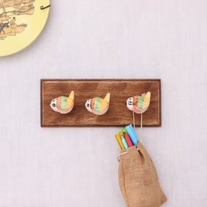 Crochets muraux en bois robustes, faits à la main, en céramique, oiseaux jaunes et verts, crochets muraux WHK-2120 nouveau design, vente en gros - Product Image 6