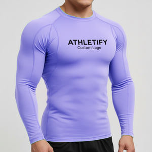 Camiseta de compresión de secado rápido Rashguard de manga larga para hombre, ropa atlética con logotipo personalizado, ropa deportiva cómoda para deportes acuáticos. - Product Image 1