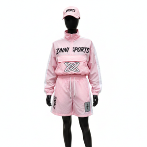Ensemble short coupe-vent pour femme, tissu polyester léger, respirant, design à panneaux roses, coupe-vent personnalisé, ensemble short coupe-vent grande taille - Product Image 1