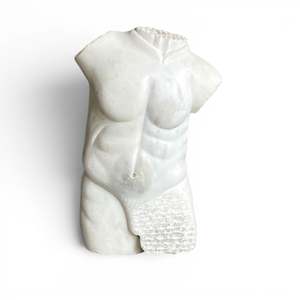 Design traditionnel fait main de forme féminine éternelle - Product Image 1
