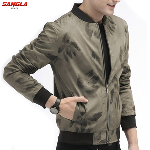 เสื้อแจ็กเก็ตบอมเบอร์สำหรับผู้ชายเสื้อแจ็กเก็ตบอมเบอร์แบบคลาสสิกใส่สบายสำหรับฤดูหนาวโลโก้ตามสั่ง - Product Image 1