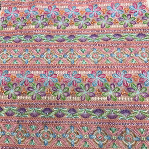 Tissu de broderie Shiffli en soie de haute qualité 100% Design de dentelle complexe personnalisé pour vêtements et Textiles de maison - Product Image 1