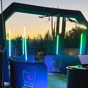 Plateforme de photomaton rotative à 360° Top Spinner Slow Motion Selfie Warehouse pour location de cabine vidéo en verre pour mariages et fêtes - Product Image 3