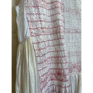 Vestido Estilo Boho RASA 35 con Cintura Natural y Característica Transpirable - Product Image 2