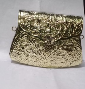 Bolso de Mano de Latón para Eventos Nocturnos con Cierre de Solapa y Forro de Seda - Plegable, Portátil y Duradero - Product Image 3