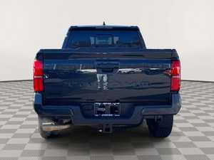 Camioneta Deportiva Usada 2024 en Excelentes Condiciones, Equipamiento Completo, Libre de Accidentes y Lista para Envío - Product Image 5