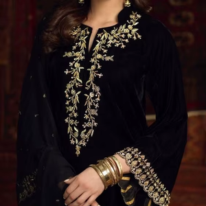 NEW---TRENDY---STYLISH---HEAVY--LONG---KURTA AVEC PANTALON POUR LA Fête-usure-robe avec applications pour la Fête/Mariage = 2021. - Product Image 6