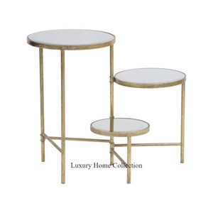 Table d'appoint de restaurant Table d'appoint basse à 3 niveaux en laiton et en verre Conception attrayante Grande table basse latérale de la plus grande qualité - Product Image 3