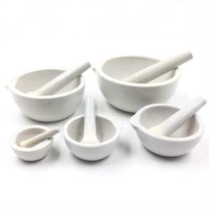 סט טיט וגלגלי חרסינה לבן מעבדה עם נבט - Product Image 4