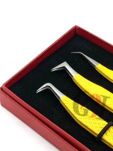 Vente en gros de pinces à extension de cils en acier inoxydable avec revêtement en poudre jaune à 45 degrés Instruments de beauté avec logo personnalisé - Product Image 3