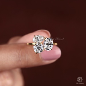 แหวนทอง14K Toi et Moi พร้อมด้วยวงรีตัดเป็นรูปวงรีมีเพชรใสดีไซน์หินสามชิ้นสวยงามสำหรับผู้หญิง - Product Image 5