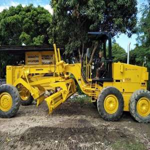 รถเกรดเดอร์ 140K 140H ราคาถูก พร้อมเครื่องยนต์และเกียร์ ขายในสต็อก ของแท้ 100% เครื่องจักรก่อสร้างถนน - Product Image 2