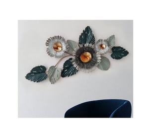 Arte de pared para decoración de restaurante Venta caliente Tamaño personalizado Mejor precio de venta Artes de pared hechas a mano indias - Product Image 2