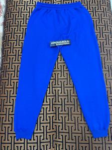 Survêtements d'hiver pour hommes de qualité supérieure, écologiques, à capuche, coupe classique, couture durable, motif uni, options de personnalisation - Product Image 2