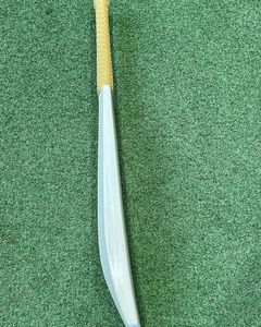 BAT CRICKET WILLOW INGLES MANGO CORTO PESO LIGERO - Product Image 4