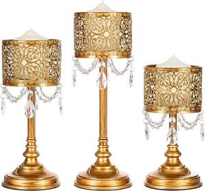 Magnifique Porte-Bougie en Cristal Métallique Doré avec Accent Suspendu Élégant Support de Table Parfait pour l'Éclairage de Luxe à la Maison - Product Image 1