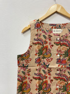 Blusa Tradicional Hecha a Mano, Ecológica, 100% Algodón, con Estampado Floral Corto, la Mejor Blusa Entallada para Mujer India con Logotipo Frontal - Product Image 2