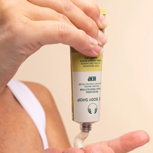 Protector de Manos de Cáñamo Body Shop 100ML, Producto Hidratante y Nutritivo para Belleza y Cuidado Personal - Product Image 1