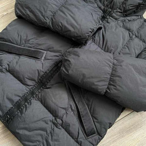 แจ็กเก็ตขนเป็ดของผู้ชายสีพื้นเสื้อแจ็คเก็ตสไตล์สตรีทกันน้ำฤดูหนาว - Product Image 4