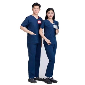 Uniforme Médico con Protección Antiacupuntura, Tela CVC Azul Marino, 52% Algodón, 45% Poliéster, 3% Elastano, Fabricación Vietnamita, Unisex - Product Image 2