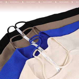 Camiseta sin mangas de alta calidad para mujer, diseño acanalado, cómoda tela de algodón transpirable, Top corto de talla estadounidense para mujer, camiseta sin mangas OEM ODM personalizada - Product Image 5