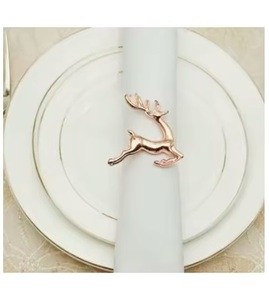 Servilletero de latón Servilletero de metal de nuevo estilo para decoración de bodas Último servilletero a precio mayorista - Product Image 5