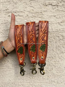 Nueva Llegada Mano Tooled Cuero Muñequera Llaveros En Relieve Estampado Floral Cuero Llaveros Tooled Accesorios de cuero Correas para llaves - Product Image 3